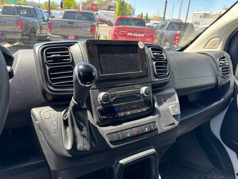 Used 2025 RAM ProMaster 2500 w/ Convenience Group FWD image 25
