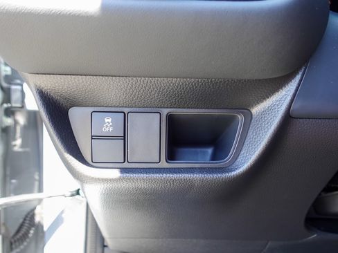 Used 2025 Honda HR-V Sport image 16