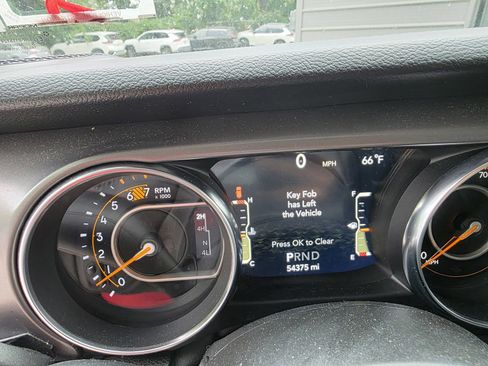 Used 2022 Jeep Wrangler Unlimited Sport AWD/4WD image 24