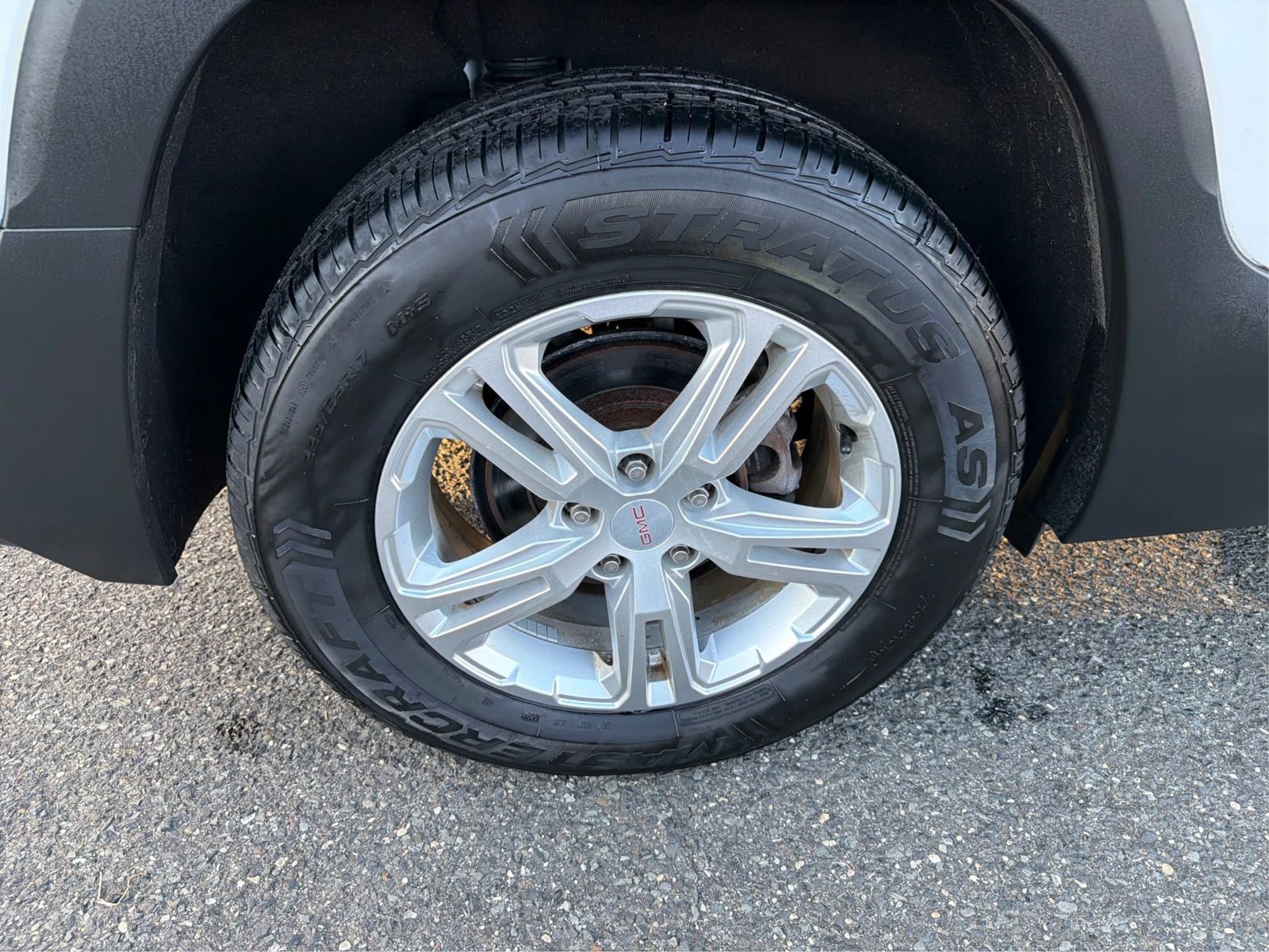 Used 2019 GMC Terrain SLE w/ Driver Convenience Package AWD/4WD image 14