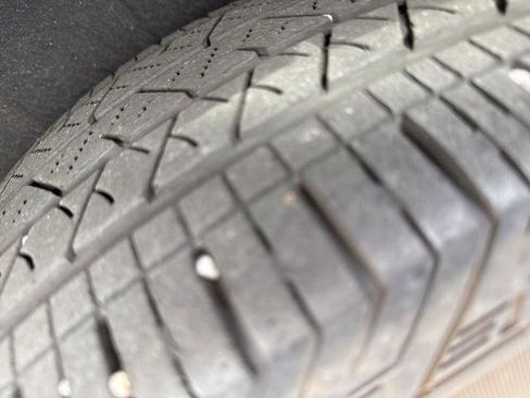 Used 2023 Kia Sorento S w/ Panoramic Sunroof Package image 6