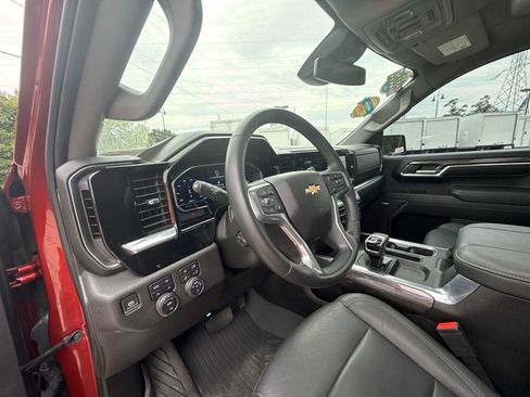 Certified 2023 Chevrolet Silverado 1500 LTZ w/ LTZ Premium Package AWD/4WD image 10