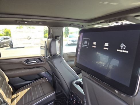 New 2026 GMC Yukon XL Denali Ultimate w/ LPO, Illumination Package AWD/4WD image 30