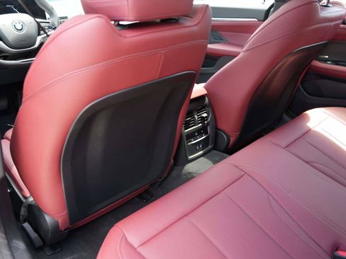 Used 2025 BMW i4 eDrive40 w/ Premium Package RWD image 10