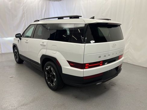 Used 2025 Hyundai Santa Fe SEL image 11