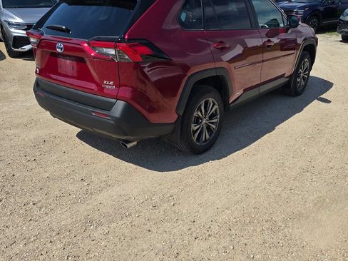 Used 2023 Toyota RAV4 XLE Premium AWD/4WD image 3