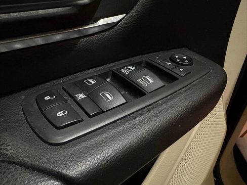 Used 2019 RAM 1500 Big Horn image 15