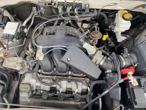 Used 2008 Mercury Mariner 4WD V6 image 36