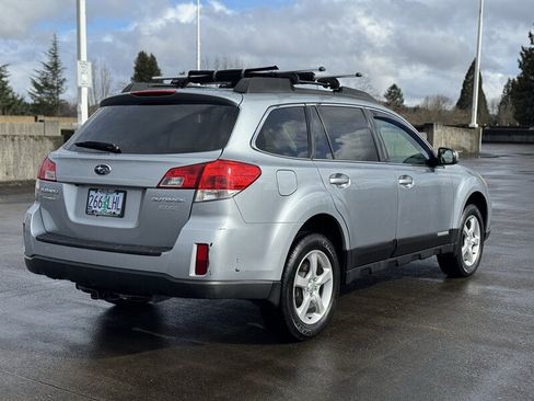 Used 2012 Subaru Outback 2.5i Premium AWD/4WD image 4