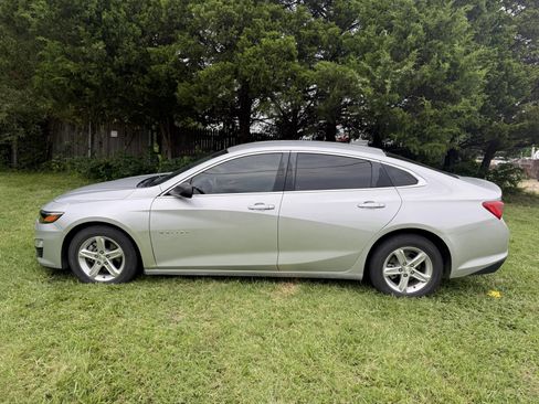 Used 2019 Chevrolet Malibu LS FWD image 5
