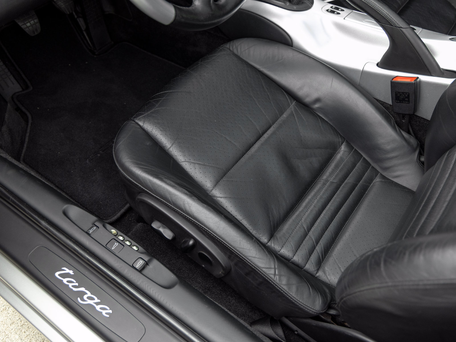 Used 2003 Porsche 911 Targa RWD image 26