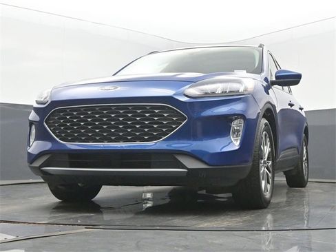 Used 2022 Ford Escape SEL image 46