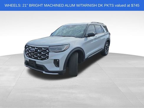Certified 2025 Ford Explorer Platinum w/ LUX Leather Package AWD/4WD image 4