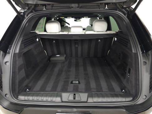 Certified 2026 Land Rover Range Rover Sport SE AWD/4WD image 6