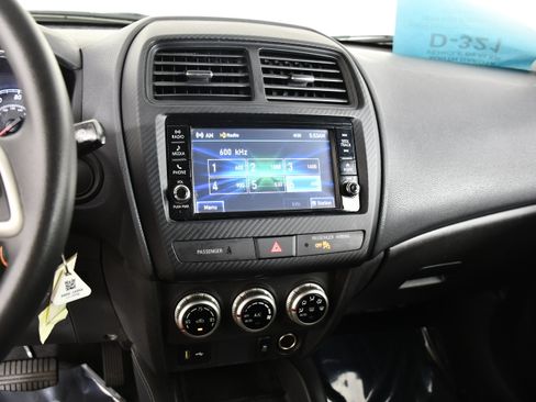 Used 2022 Mitsubishi Outlander Sport ES AWD/4WD image 25