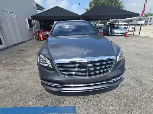 Used 2019 Mercedes-Benz S 560 4MATIC Sedan w/ Premium Package image 2