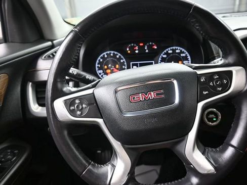 Used 2018 GMC Terrain SLE w/ Driver Convenience Package FWD image 8