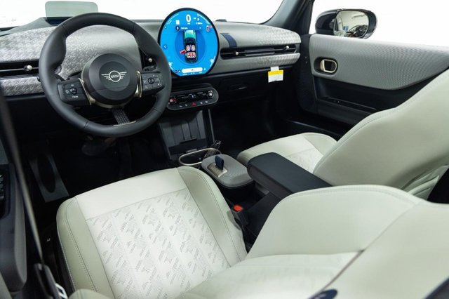 Certified 2026 MINI Cooper S FWD image 20