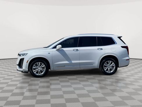 Certified 2025 Cadillac XT6 Luxury AWD/4WD image 5