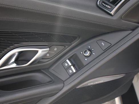 Used 2018 Audi R8 V10 w/ Carbon Exterior Package image 32