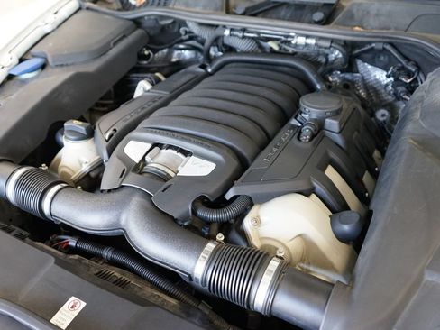 Used 2014 Porsche Cayenne S AWD/4WD image 55