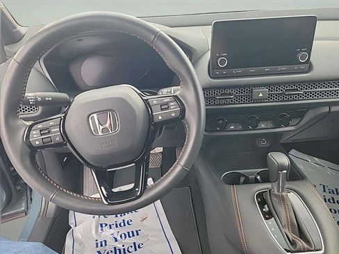 Used 2024 Honda HR-V Sport image 10