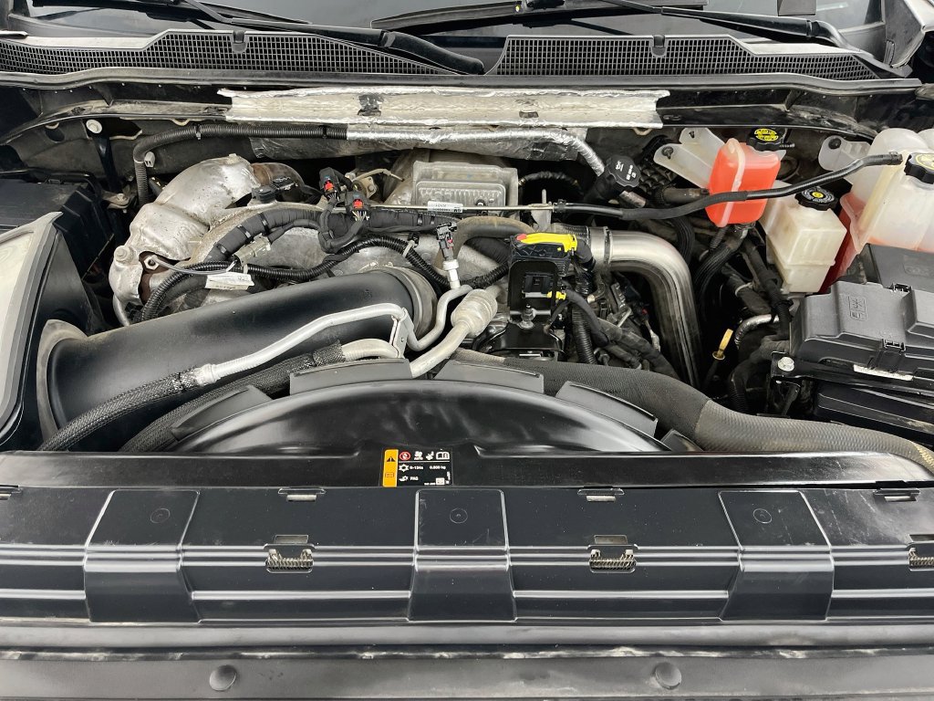 Used 2020 Chevrolet Silverado 2500 LTZ w/ LTZ Premium Package AWD/4WD image 40