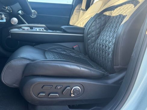 Used 2023 Genesis GV60 Performance image 7