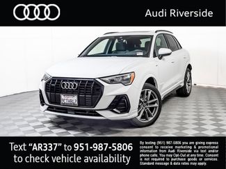 Used 2022 Audi Q3 2.0T Premium w/ Black Optic Sport Package image 1