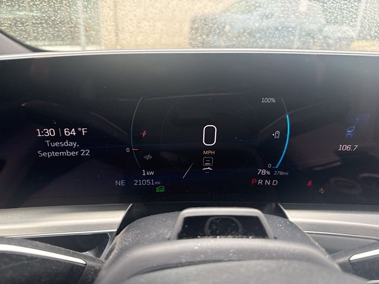 Certified 2024 Cadillac Lyriq Luxury AWD/4WD image 22