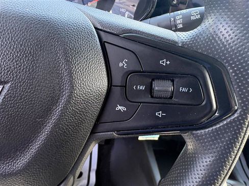 Used 2024 Chevrolet Trax LS w/ Driver Confidence Package FWD image 18