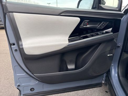 Certified 2023 Subaru Solterra Limited image 11