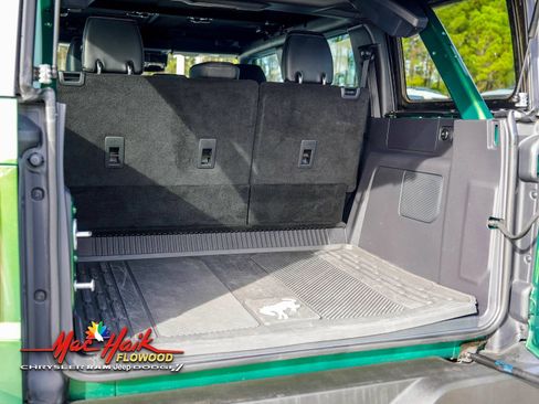 Used 2023 Ford Bronco Wildtrak image 7