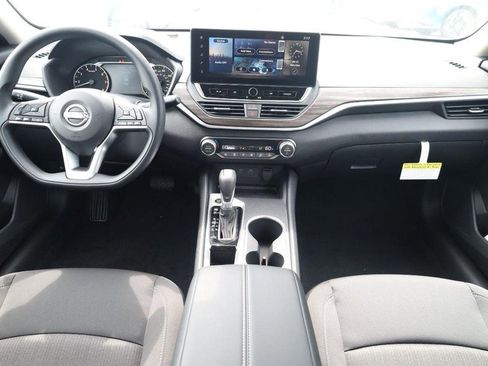 New 2025 Nissan Altima 2.5 SV w/ SV Special Edition Package image 22