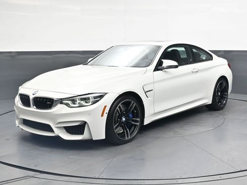 Used 2018 BMW M4 Coupe RWD image 8