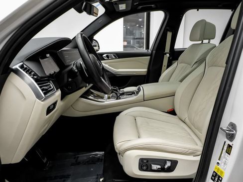 Used 2023 BMW X5 M50i w/ Executive Package AWD/4WD image 8