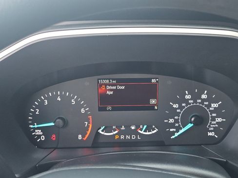 Used 2022 Ford Escape SE FWD image 16