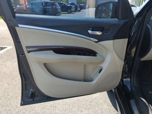 Used 2017 Acura MDX FWD image 17