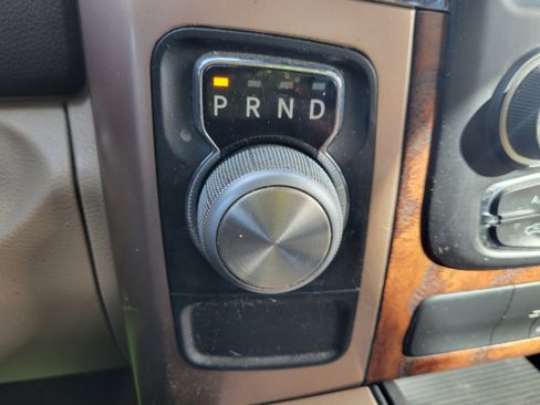 Used 2017 RAM 1500 Laramie Longhorn image 20