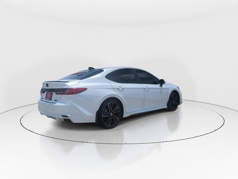 Used 2026 Toyota Camry XSE w/ Premium Plus Package FWD image 8