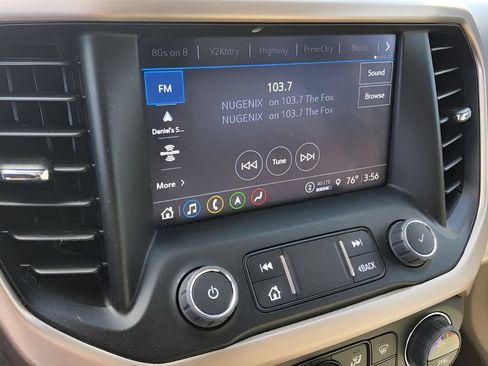 Used 2023 GMC Acadia Denali w/ Denali Technology Package AWD/4WD image 13