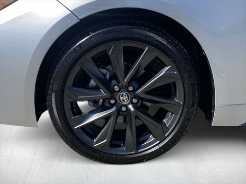 Certified 2025 Toyota Corolla SE FWD image 14