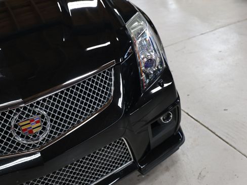 Used 2014 Cadillac CTS V w/ Wood Trim Package RWD image 6