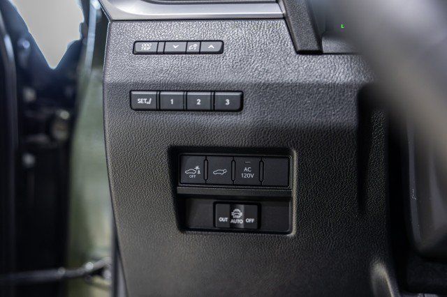 Used 2025 Lexus GX 550 w/ Cold Area Package AWD/4WD image 47
