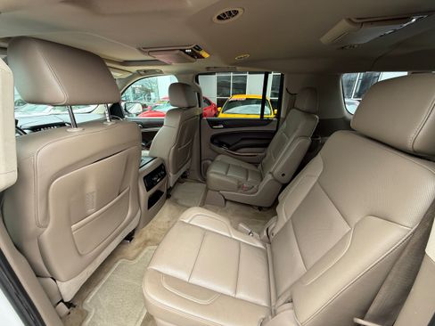 Used 2016 Chevrolet Suburban LTZ AWD/4WD image 6