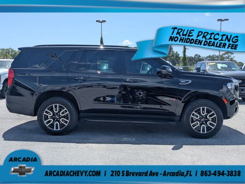 Used 2023 GMC Yukon AT4 w/ LPO, Floor Liner Package AWD/4WD image 3