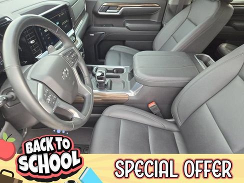 Used 2025 Chevrolet Silverado 1500 LT Trail Boss w/ Convenience Package II AWD/4WD image 13