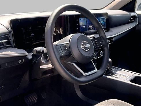 Certified 2026 Nissan Kicks S FWD image 17