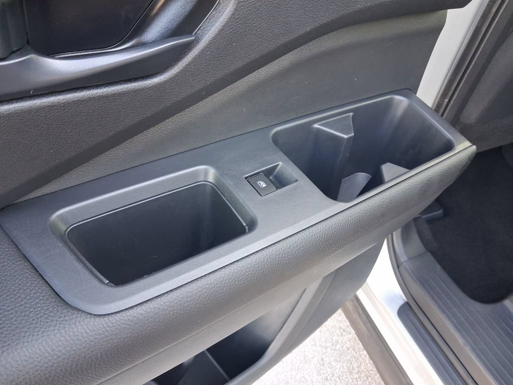 Certified 2024 Nissan Pathfinder SV FWD image 17
