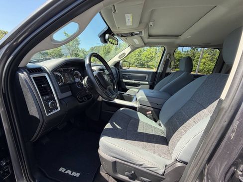 Used 2016 RAM 1500 Big Horn AWD/4WD image 9